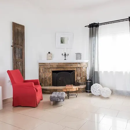 Morfes House Фиростефани